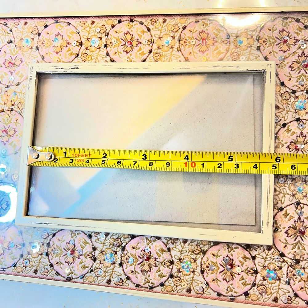 Metal Glass Fabric Picture Frame Pink Embroidered Sequins Floral 4x6" Photo - Picture 8 of 8